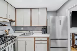 4715 Wilshire Ln, Oakdale, NY 11769 - Photo 8