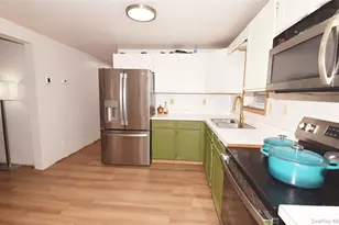 35 S 20th St, Wyandanch, NY 11798 - Photo 6