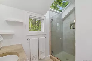 91 Beach Ln, Westhampton Beach, NY 11978 - Photo 20