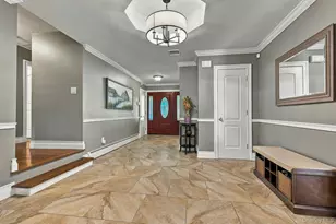 8 Marlan Ct, Smithtown, NY 11787 - Photo 8