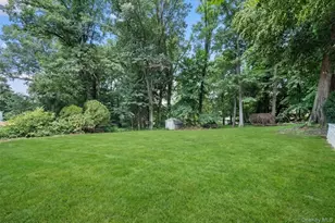 269 Woodlands Ave, White Plains, NY 10607 - Photo 22