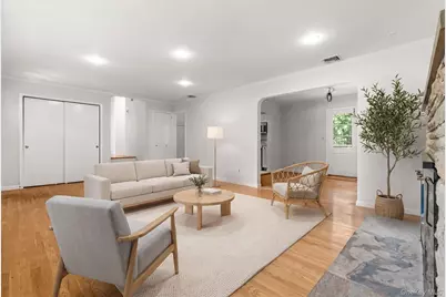 269 Woodlands Ave, White Plains, NY 10607 - Photo 6