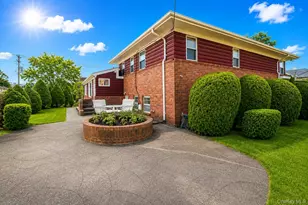 27-17 216th St, Bayside, NY 11360 - Photo 4