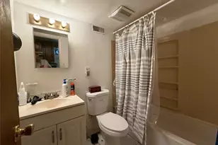 7 Crystal Ln, Brentwood, NY 11717 - Photo 20