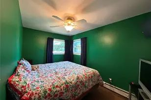 7 Crystal Ln, Brentwood, NY 11717 - Photo 12