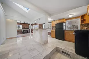 37 Orchard Trail, Monroe, NY 10950 - Photo 2