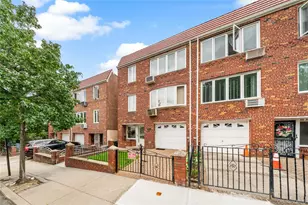 20-31 36th St, Astoria, NY 11105 - Photo 2