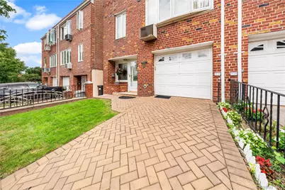 2031 36th Street, Astoria, NY 11105 - Photo 4