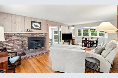 87 Jagger Lane, Westhampton, NY 11977 - Photo 4