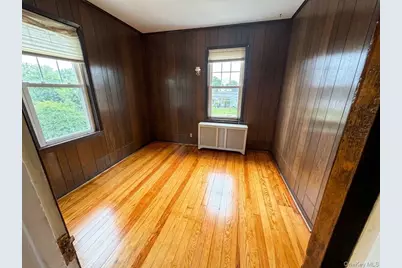 94 Fallwood Parkway, Farmingdale, NY 11735 - Photo 22