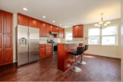 272 Brinsmade Avenue, Bronx, NY 10465 - Photo 10