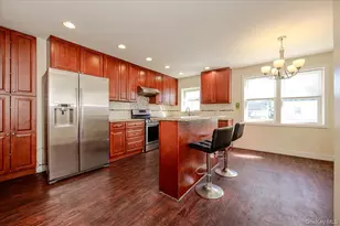 272 Brinsmade Ave, Bronx, NY 10465 - Photo 10