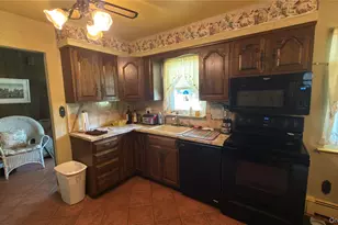 128 Rocky Point Landing Rd, Rocky Point, NY 11778 - Photo 14
