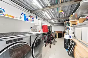 1366 Siegfried Pl, Bronx, NY 10465 - Photo 30