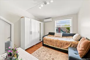 1366 Siegfried Pl, Bronx, NY 10465 - Photo 20