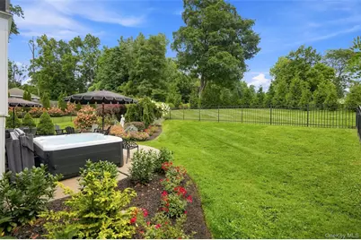 10 Country Club Road, Hopewell Junction, NY 12533 - Photo 36