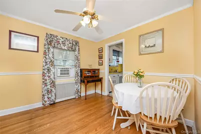 42 Spencer Street, Farmingdale, NY 11735 - Photo 10