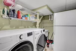 1188 New York Ave, Franklin Square, NY 11010 - Photo 30