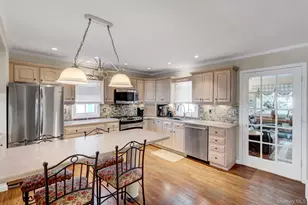 1188 New York Ave, Franklin Square, NY 11010 - Photo 8