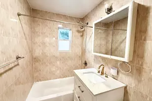 59-18 154th Pl, Flushing, NY 11355 - Photo 8