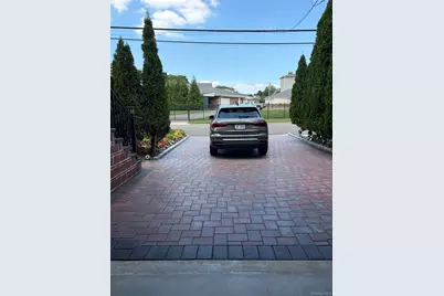 [Address not provided], Garden City, NY 11040 - Photo 16