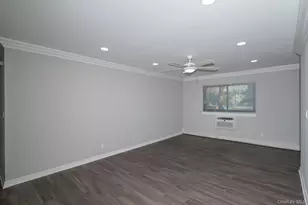 405 East Main St, Bay Shore, NY 11706 - Photo 4