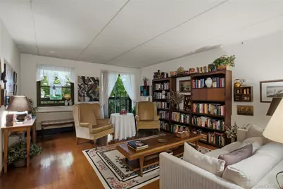 1376 Midland Avenue #105, Bronxville, NY 10708 - Photo 4