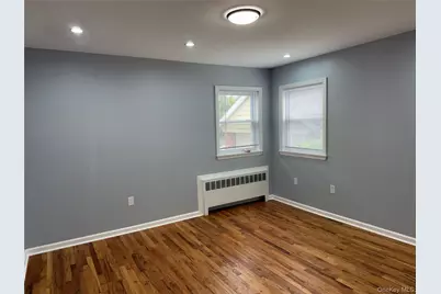 99 Gibson Boulevard, Valley Stream, NY 11581 - Photo 6