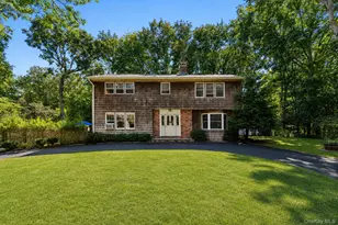 45 Shadyrest Dr, Sag Harbor, NY 11963 - Photo 2