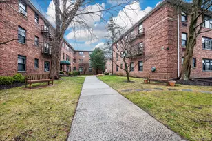 320 Atlantic Ave, East Rockaway, NY 11518 - Photo 2