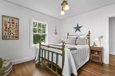 330 Carroll Avenue, Mamaroneck, NY 10543 - Photo 20