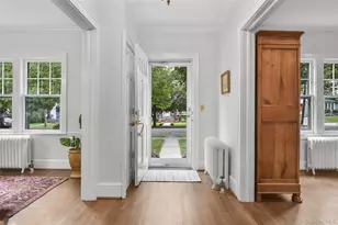 330 Carroll Ave, Mamaroneck, NY 10543 - Photo 2