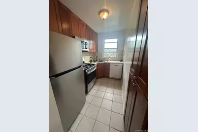 6 Arlington Street Avenue #2B, Yonkers, NY 10710 - Photo 2