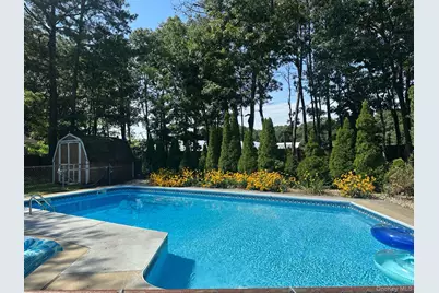 24 Evergreen Drive, Manorville, NY 11949 - Photo 4