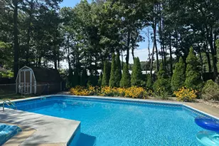 24 Evergreen Dr, Manorville, NY 11949 - Photo 4