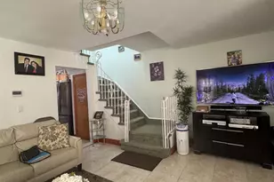 91-53 96th St, Woodhaven, NY 11421 - Photo 12