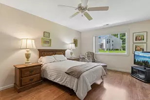 127 Farm House Ct, Manorville, NY 11949 - Photo 16