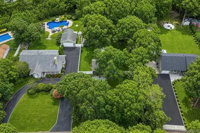 51 Roberts Road W, Shirley, NY 11967 - Photo 38