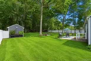 51 Roberts Rd W, Shirley, NY 11967 - Photo 8