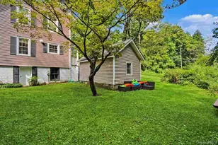 27 Mill River Rd, Chappaqua, NY 10514 - Photo 22