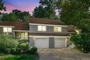 558 Heritage Hills Dr, Somers, NY 10589 - Photo 2