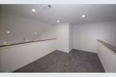 119 Searing Avenue #PHS428, Mineola, NY 11501 - Photo 10