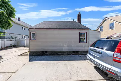 231 Cedar Street, Hempstead, NY 11550 - Photo 6