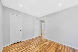 231 Cedar St, Hempstead, NY 11550 - Photo 16