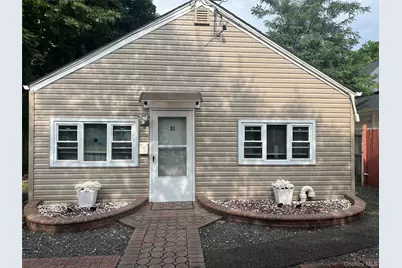 31 Harriet Avenue, Hempstead, NY 11550 - Photo 1