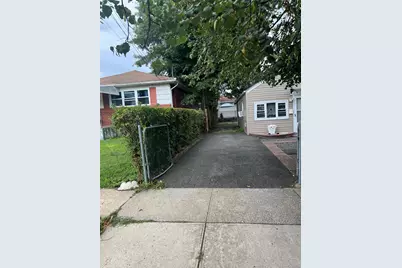 31 Harriet Avenue, Hempstead, NY 11550 - Photo 6