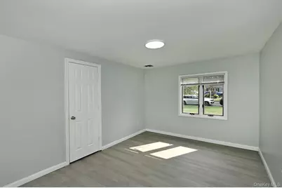 88 Matsunaye Drive, Medford, NY 11763 - Photo 12