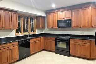 312 E Beech St, Long Beach, NY 11561 - Photo 2