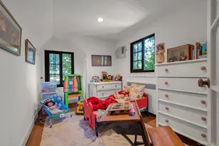 57 Wensley Dr, Great Neck, NY 11020 - Photo 20