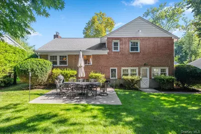 19 Dartmouth Terrace, White Plains, NY 10607 - Photo 26